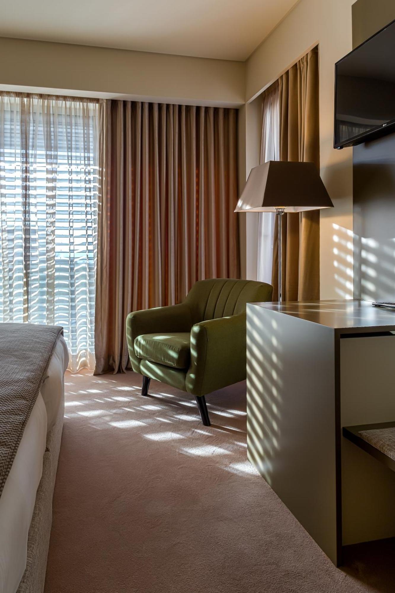 4615 Hotel Felgueiras Bagian luar foto
